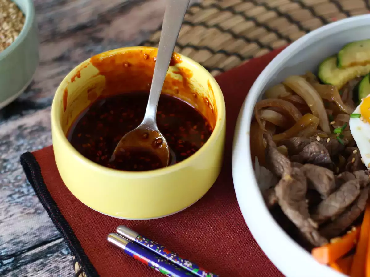 Pikantní korejská omáčka gochujang na bibimbap - foto 4