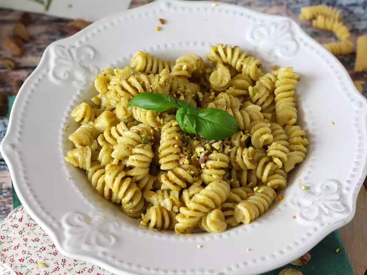Pistáciové pesto, snadná a chutná omáčka - foto 7