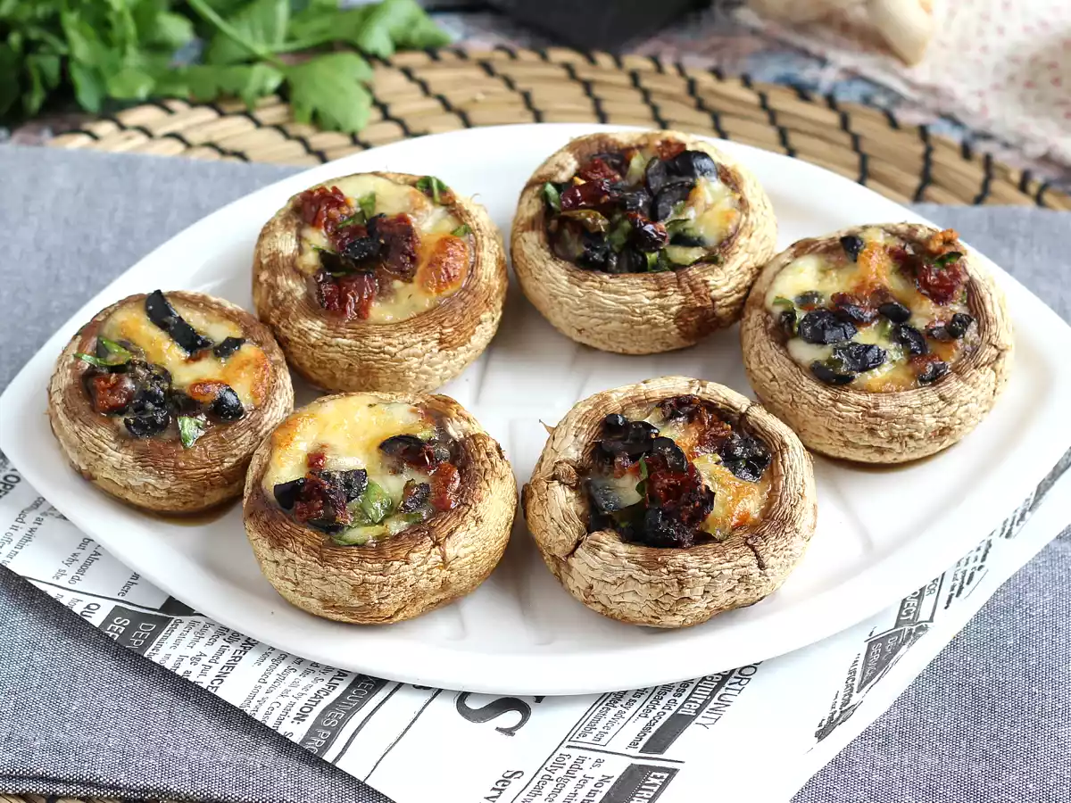 Plněné a pečené žampiony (skvělý nápad na aperitiv) - foto 5
