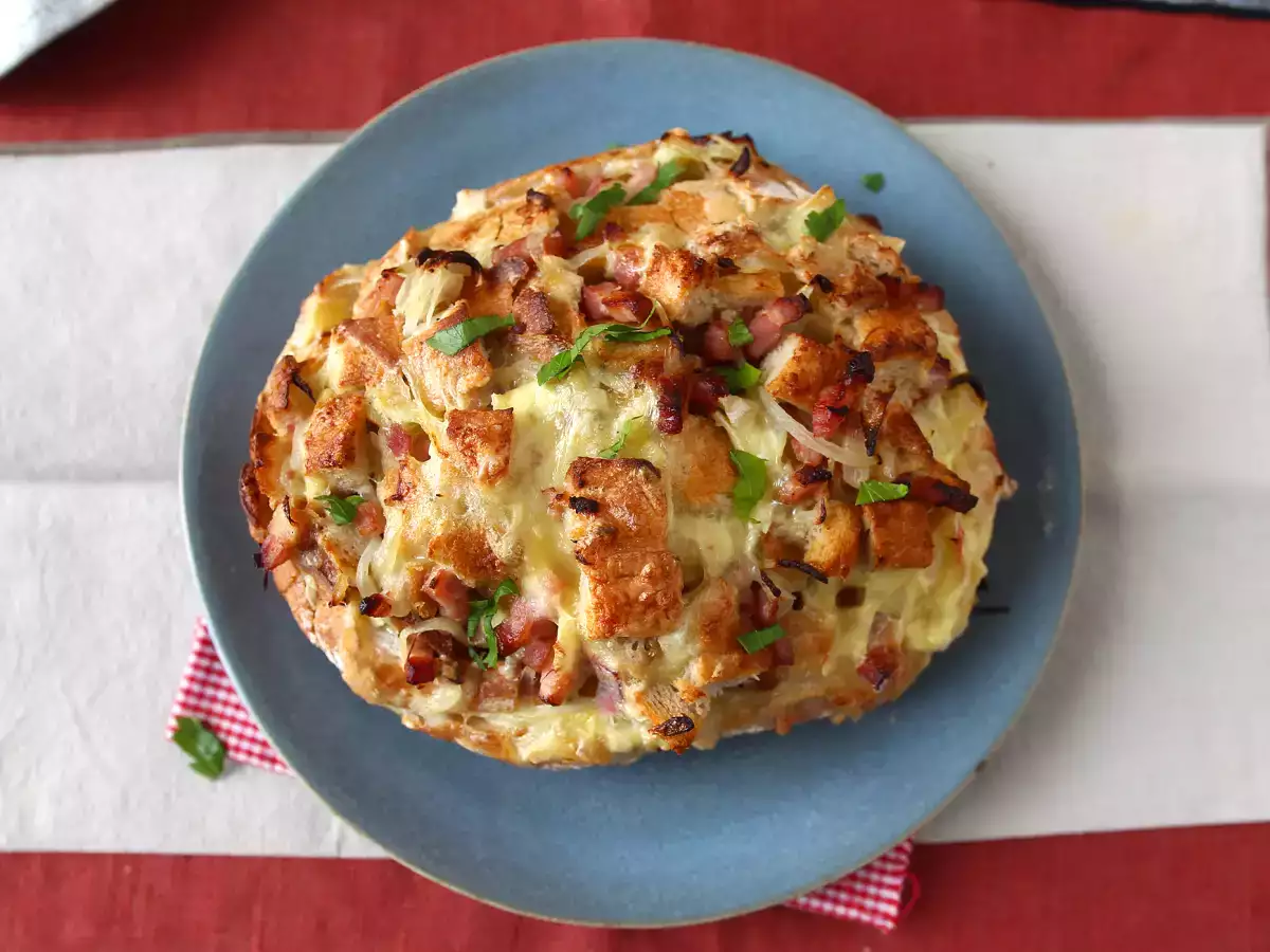 Plněný chléb s ježkem ve stylu tartiflette - foto 6