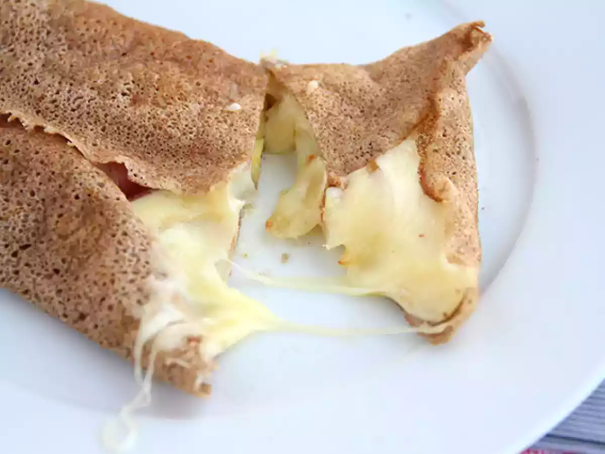 Pohanková galeta s raclette sýrem - foto 3