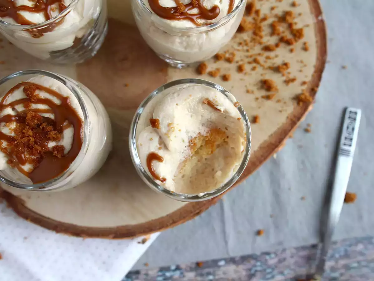 Poháry s pěnou ze sušenek speculoos - foto 6