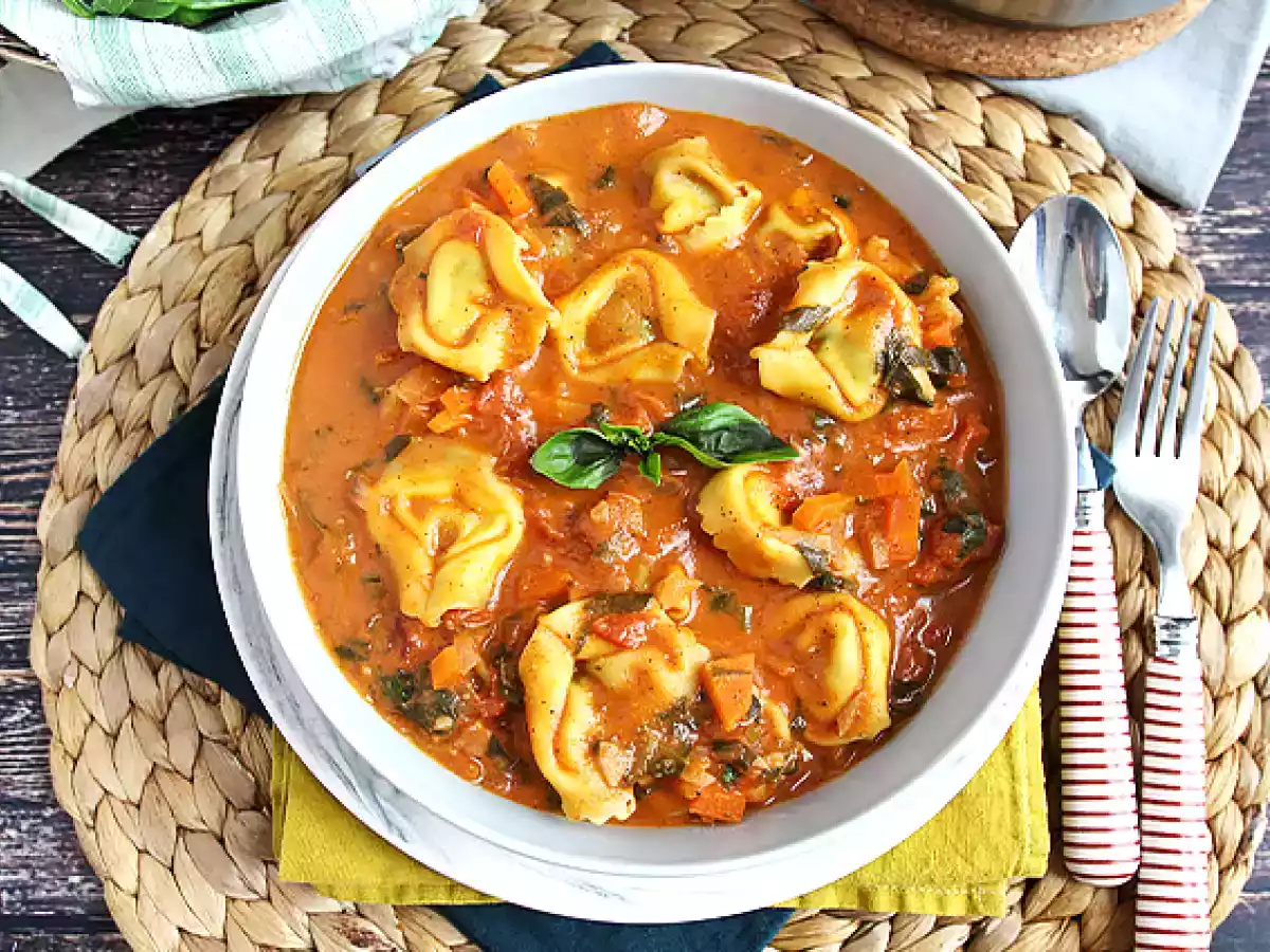 Polévka s tortellini - foto 2