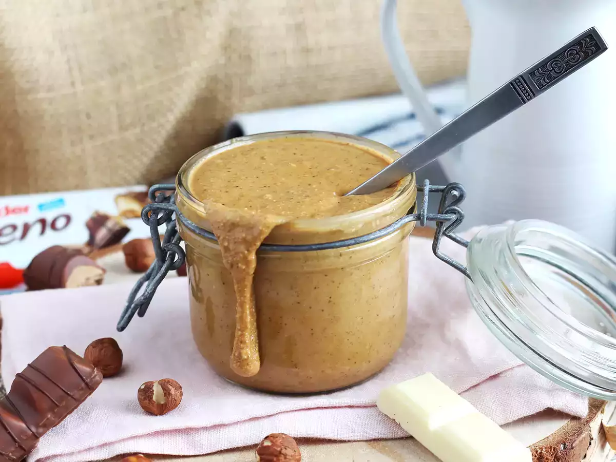 Pomazánka s příchutí Kinder Bueno – jen ze 2 ingrediencí