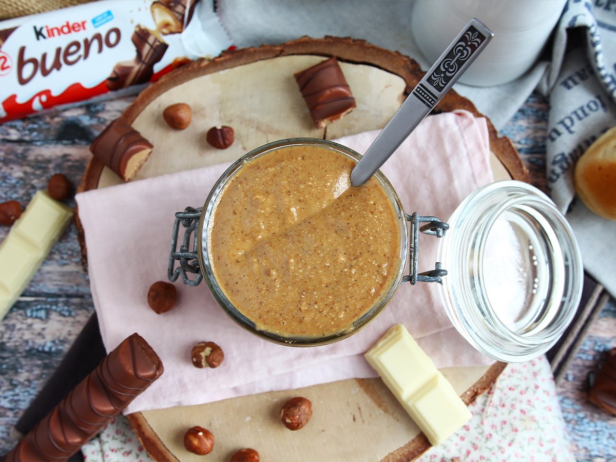 Pomazánka s příchutí Kinder Bueno - pouze 2 přísady - foto 3