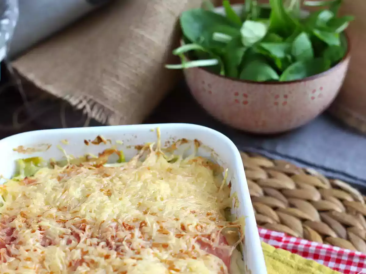Pórek au gratin s vařenou šunkou a sýrem - foto 5