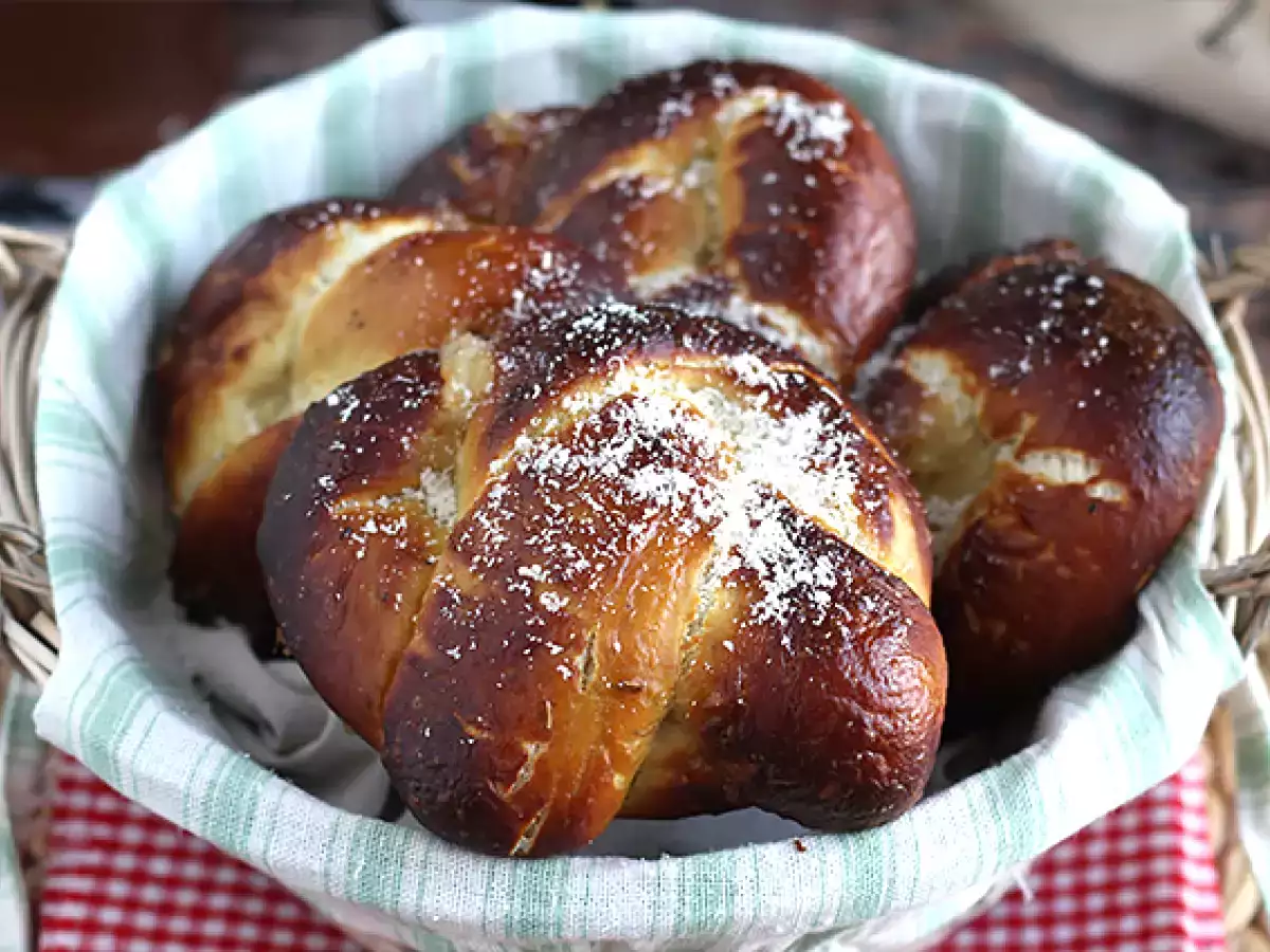 Preclíky s mozzarellou a rozmarýnem - foto 4