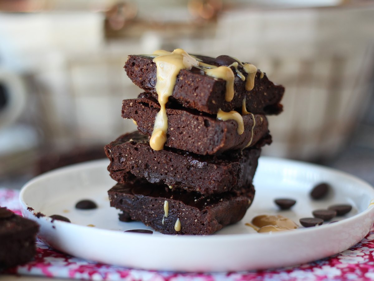 Proteinové brownies se syrovátkou, přirozeně bezlepkové
