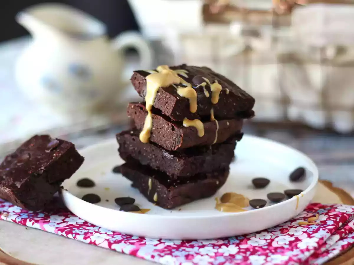 Proteinové brownies se syrovátkou, přirozeně bezlepkové - foto 6