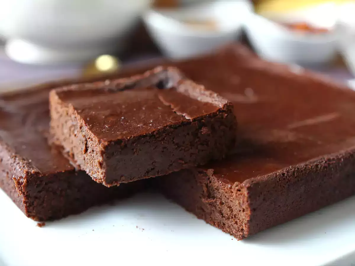 Proteinový čokoládový brownie s červenými fazolemi