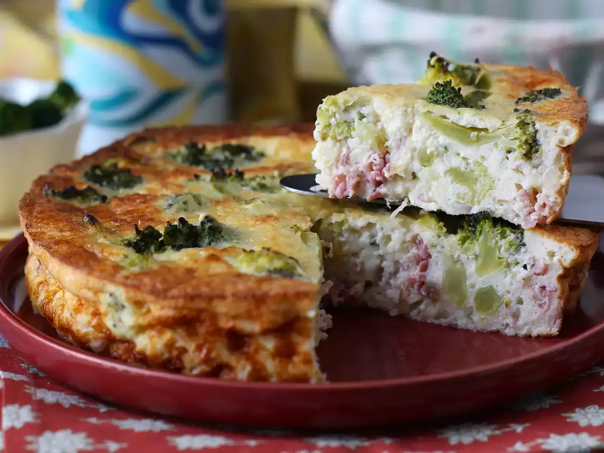 Quiche bez těsta s brokolicí, pancettou a cottage sýrem - foto 4