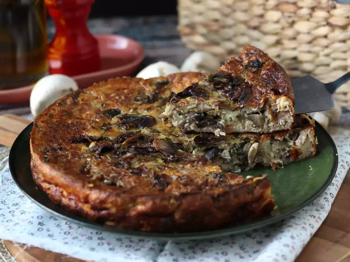 Quiche bez těsta s houbami, slaninou a sýrem cottage - foto 5