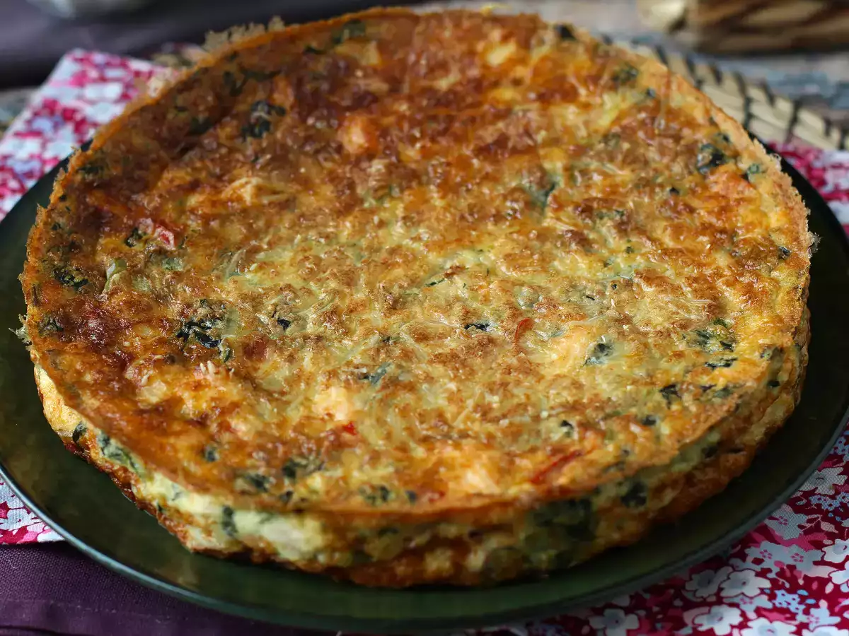 Quiche bez těsta s lososem, špenátem a cottage sýrem - foto 2