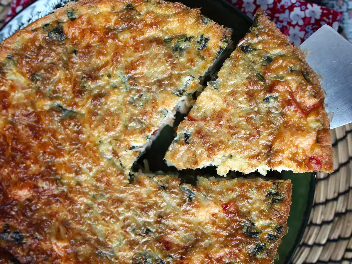 Quiche bez těsta s lososem, špenátem a cottage sýrem - foto 3