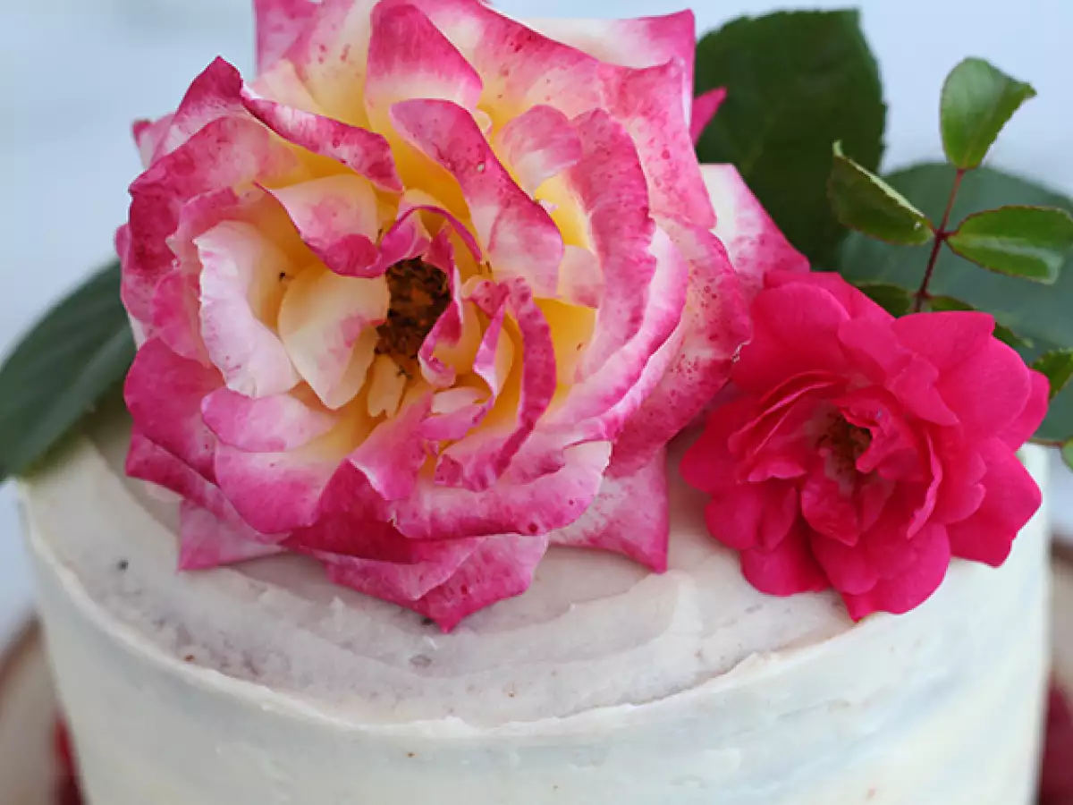 Red Velvet Cake – červený sametový dort - foto 4