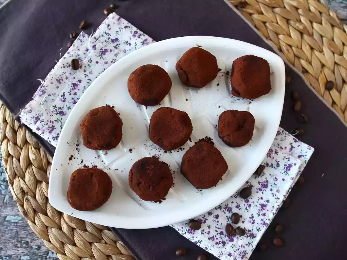 Rohlíky ve stylu Tiramisu, dokonalý italský dezert v mini porcích ke kávě! - foto 5