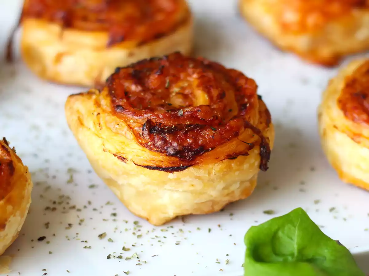 Rolky z listového těsta ve fritéze: rychlý a snadný recept - foto 2