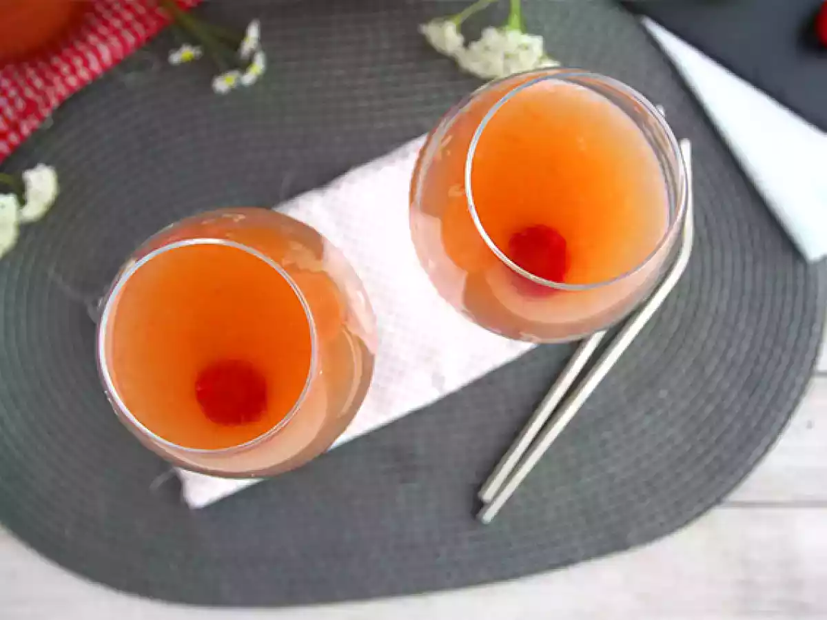 Růžová sangria s růžovým vínem - foto 3