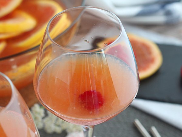 Růžová sangria s růžovým vínem - foto 5