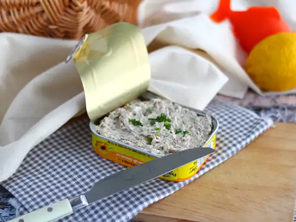 Recept Rychlá a snadná sardinková pomazánka