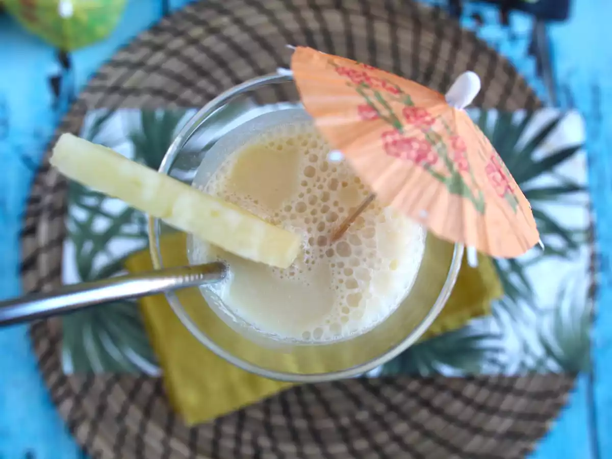 Rychlá nealkoholická piña colada - foto 3