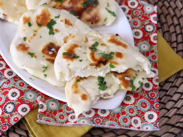 Recept Rychlé sýrové naan placky