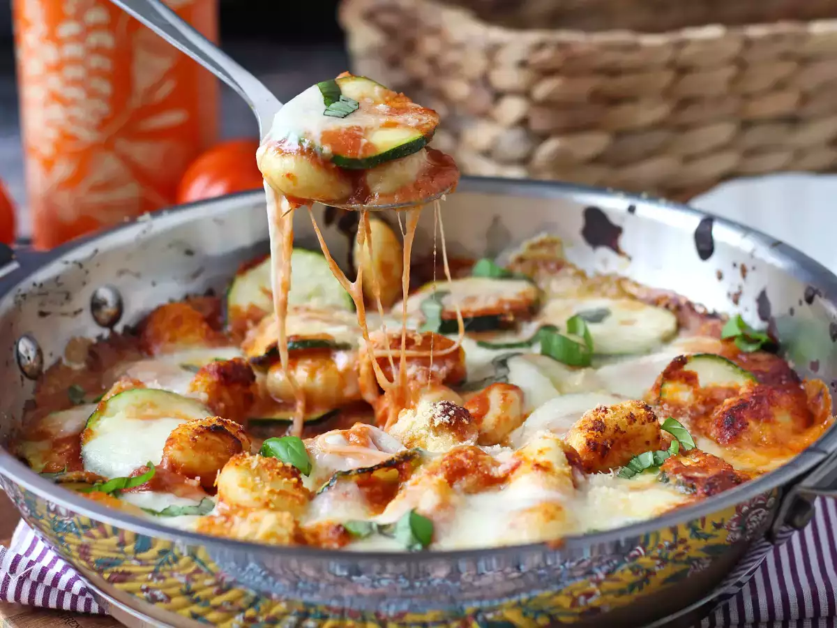 Rychlý recept na zapečené noky s cuketou a mozzarellou