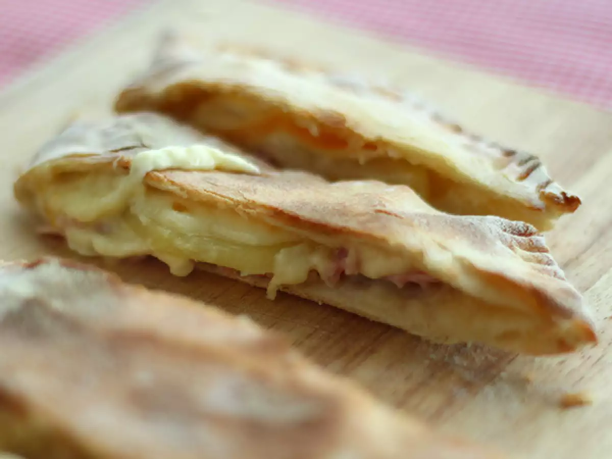 Savojská calzone s raclette sýrem - foto 3