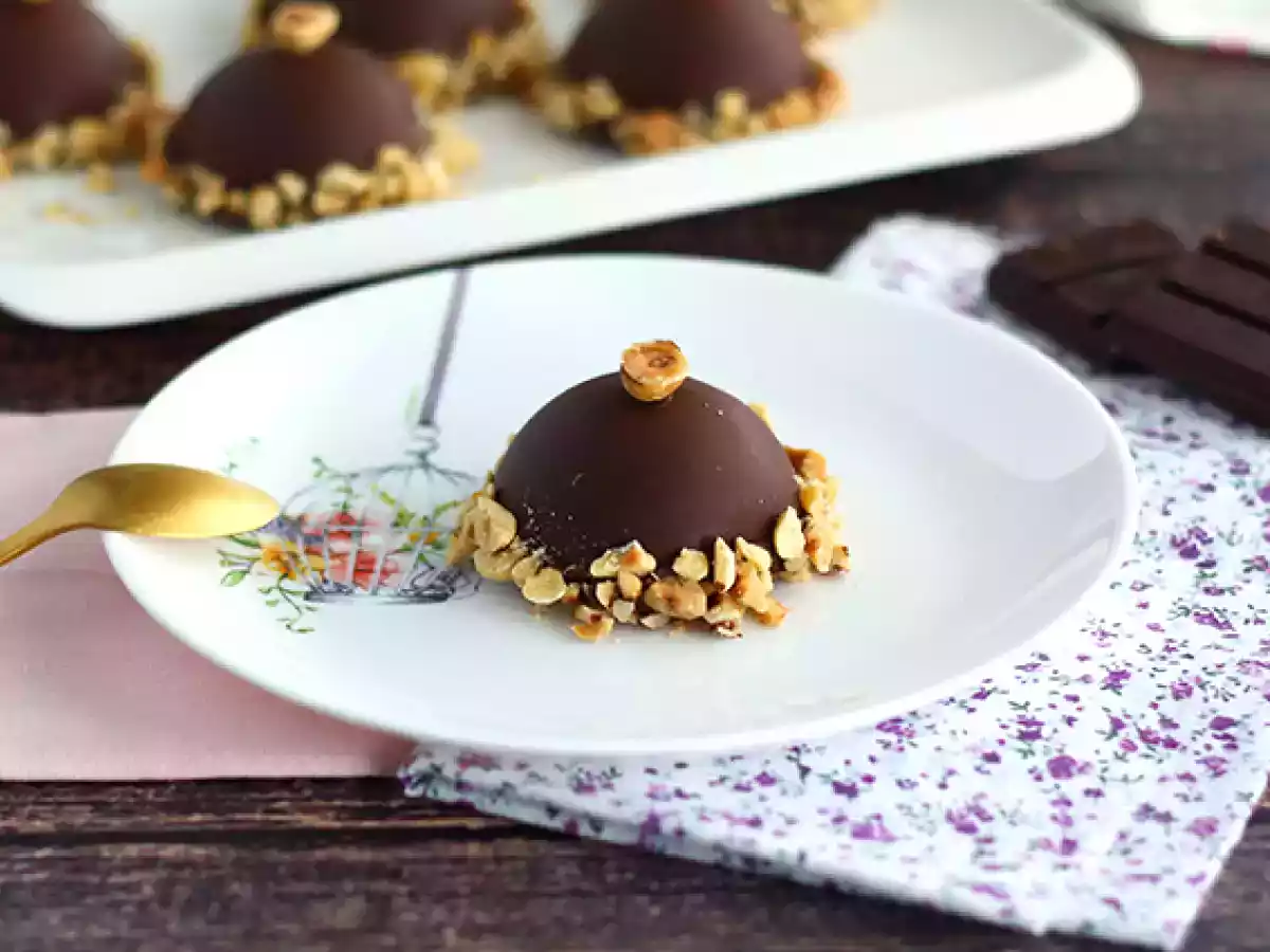 Skalní kopule ve stylu Ferrero Rocher