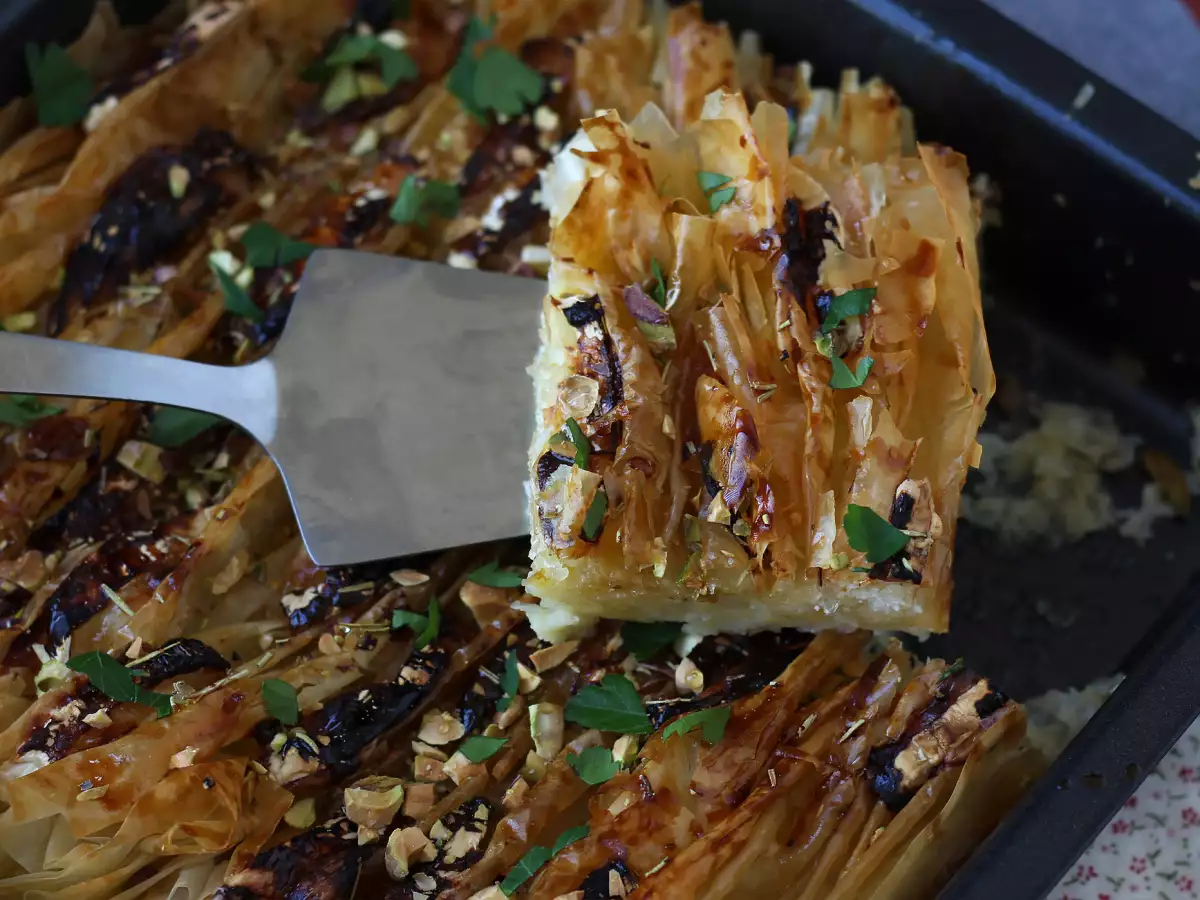 Slaný crinkle cake s kozím sýrem a medem - foto 4