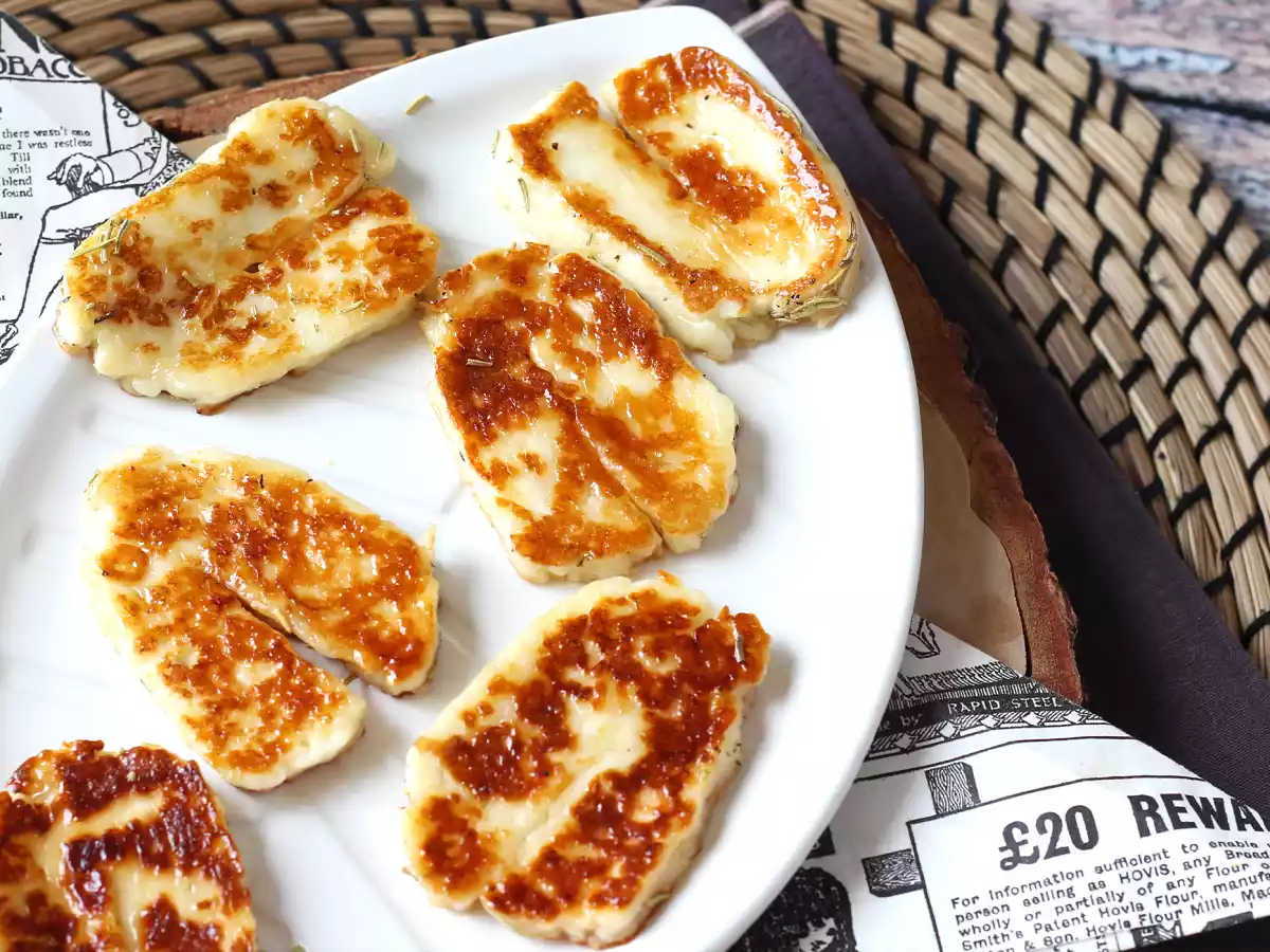 Smažené halloumi na sladkokyselo s medem a rozmarýnem - foto 4