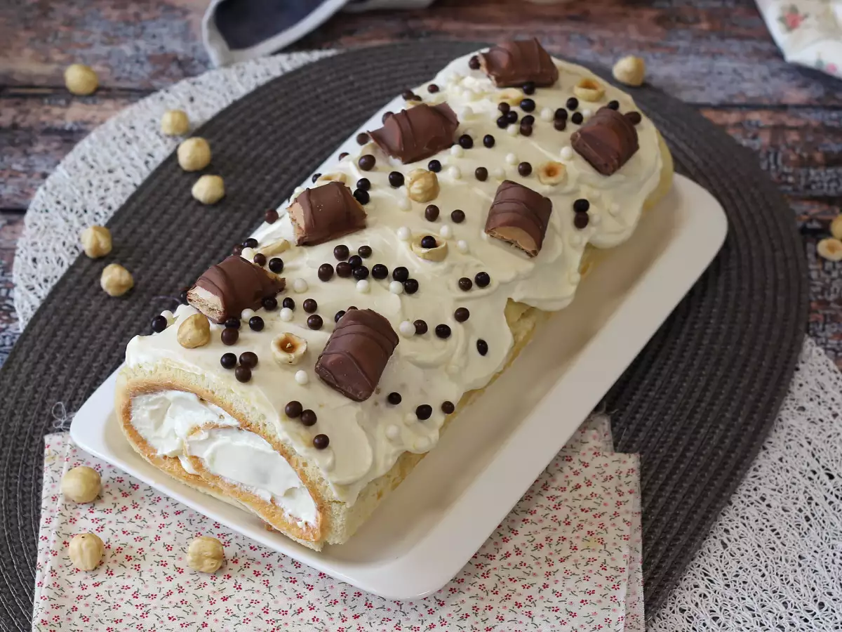 Snadná roláda s příchutí Kinder Bueno – ideální narozeninový dort i vánoční poleno! - foto 8