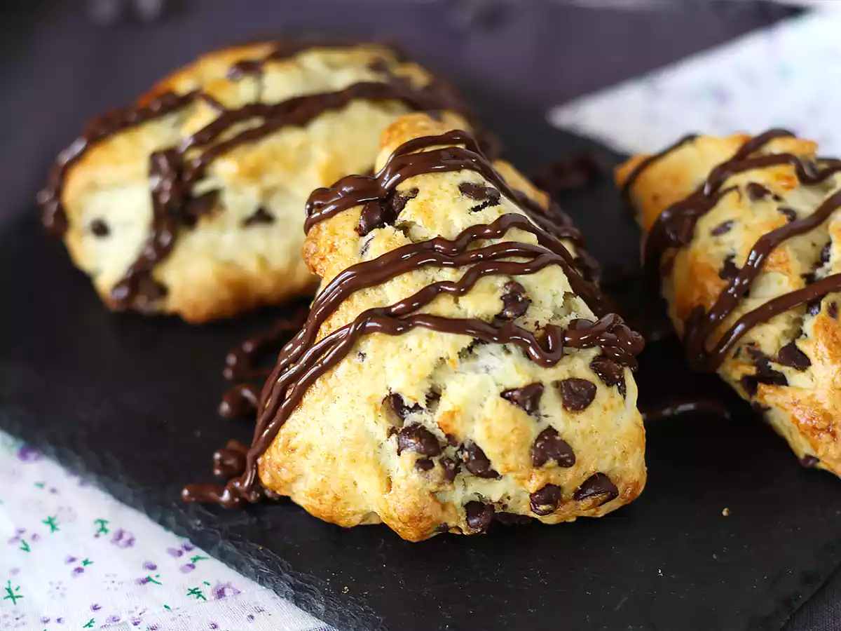 Snadné a velmi vlhké čokoládové scones - foto 2