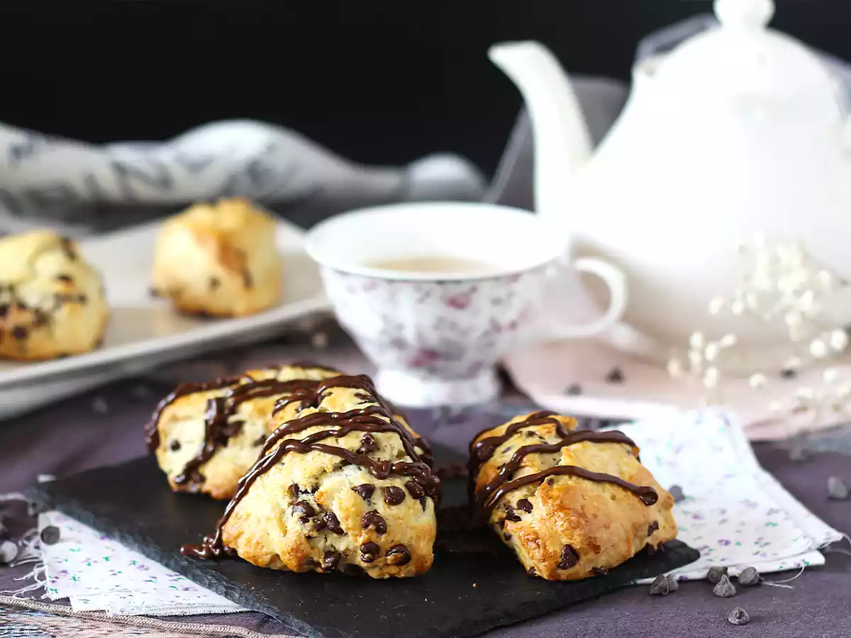 Snadné a velmi vlhké čokoládové scones - foto 4