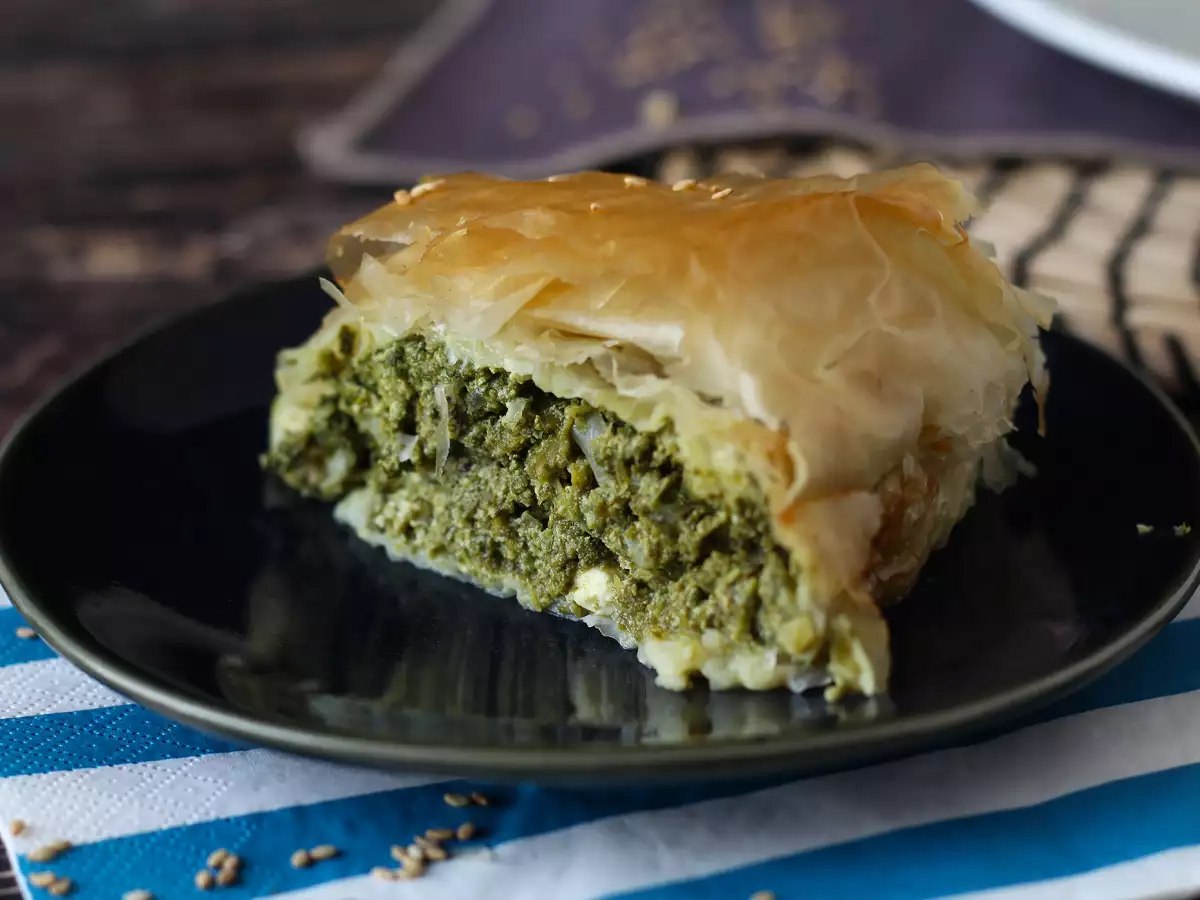 Spanakopita: snadný řecký koláč se špenátem a fetou - foto 5