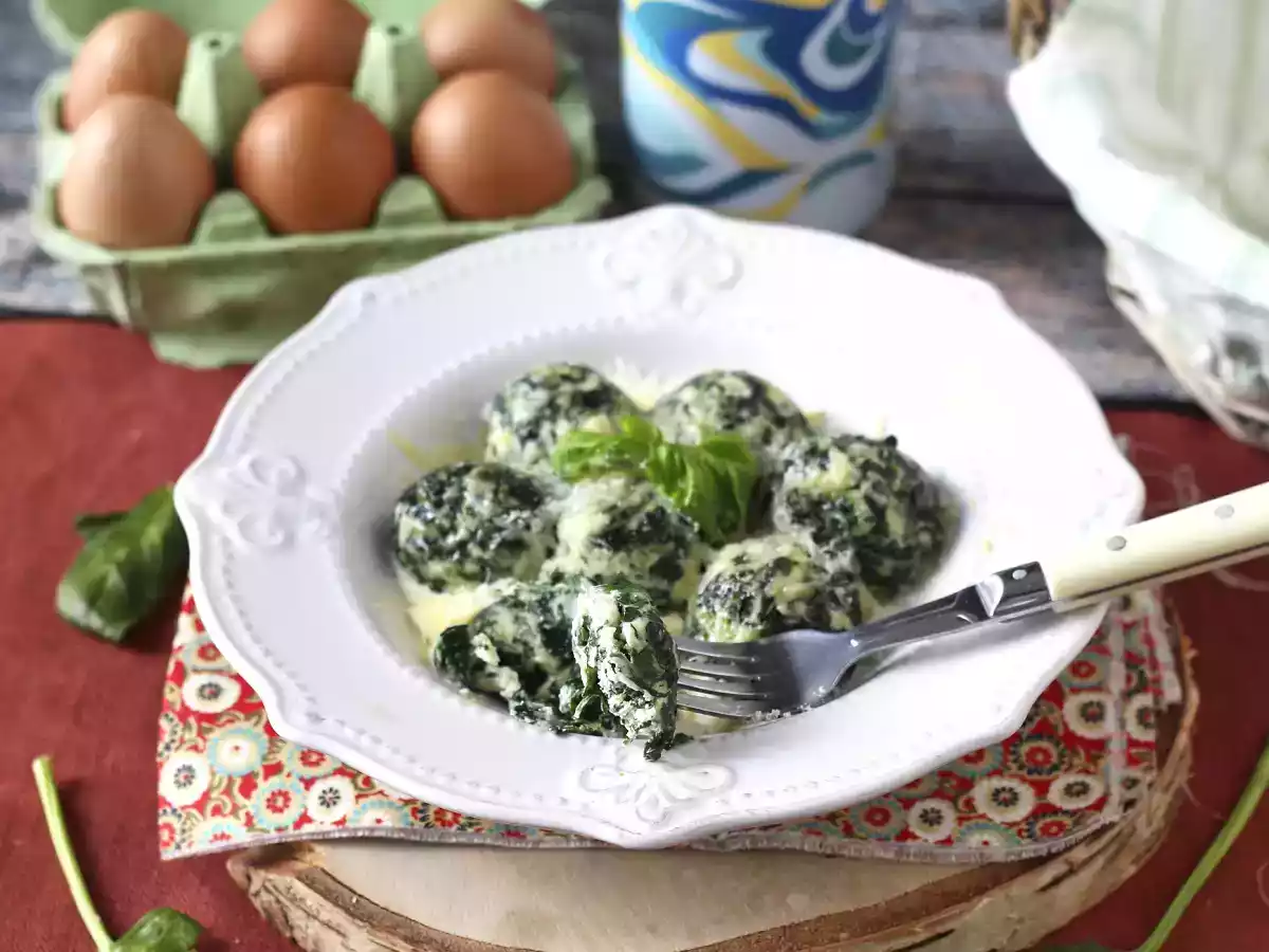 Špenát a ricotta malfatti, snadný recept na domácí těstoviny bez hnětení - foto 5