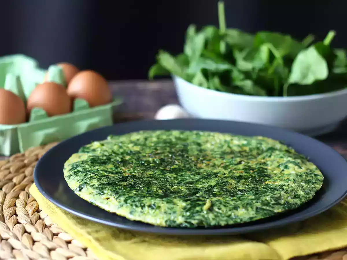 Špenátová omeleta, snadný a chutný vegetariánský hlavní chod - foto 3