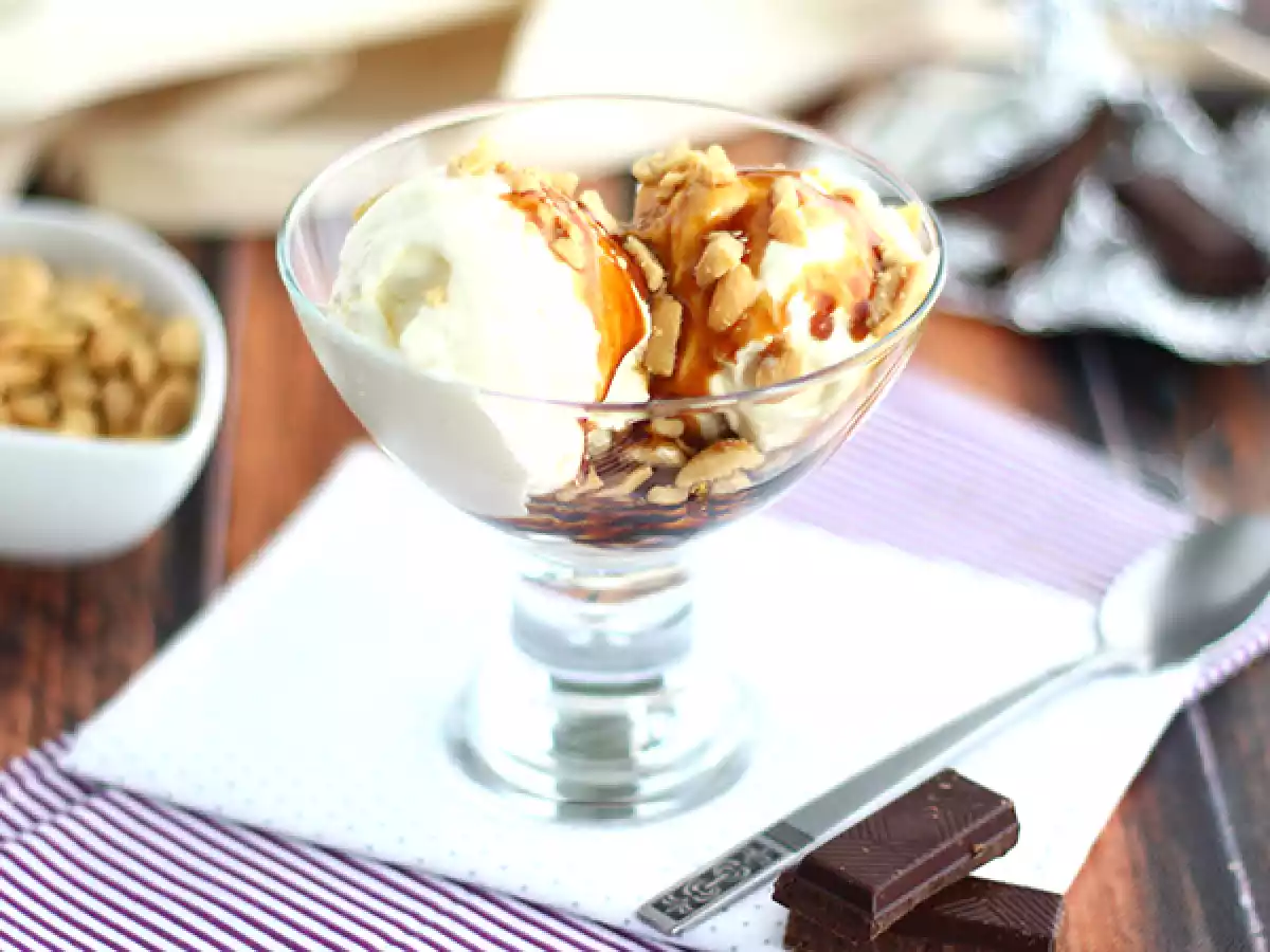 Sundae, sladká americká zmrzlina