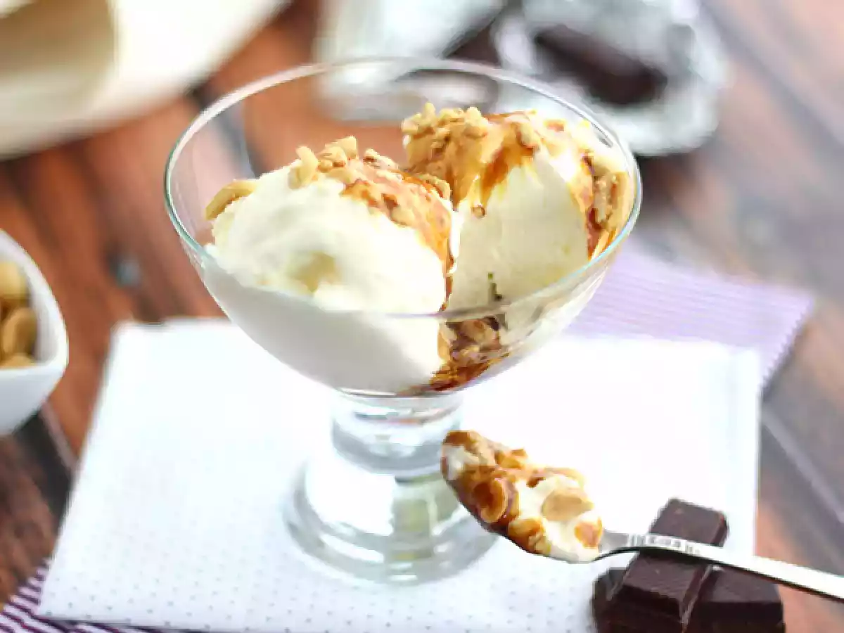 Sundae, sladká americká zmrzlina - foto 3