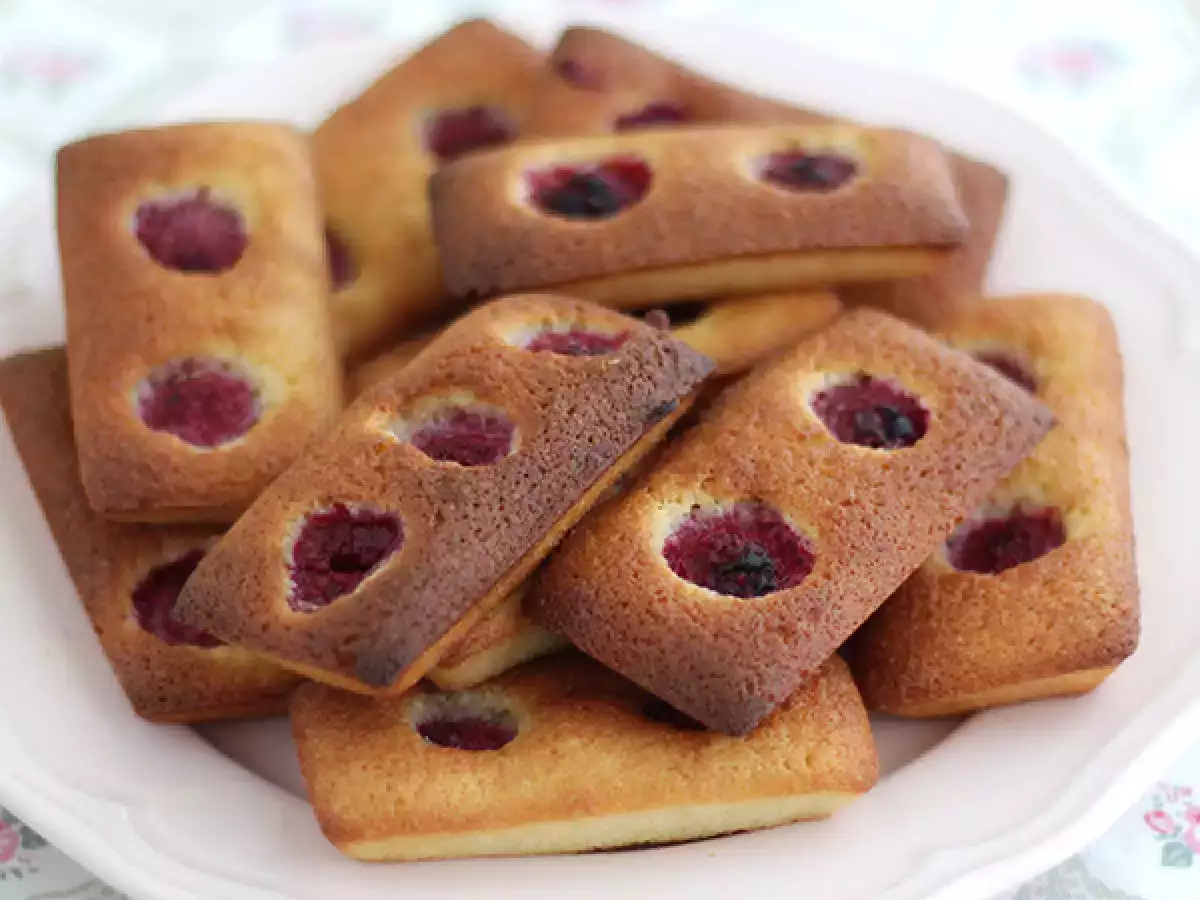 Super snadné malinové financiers! - foto 4