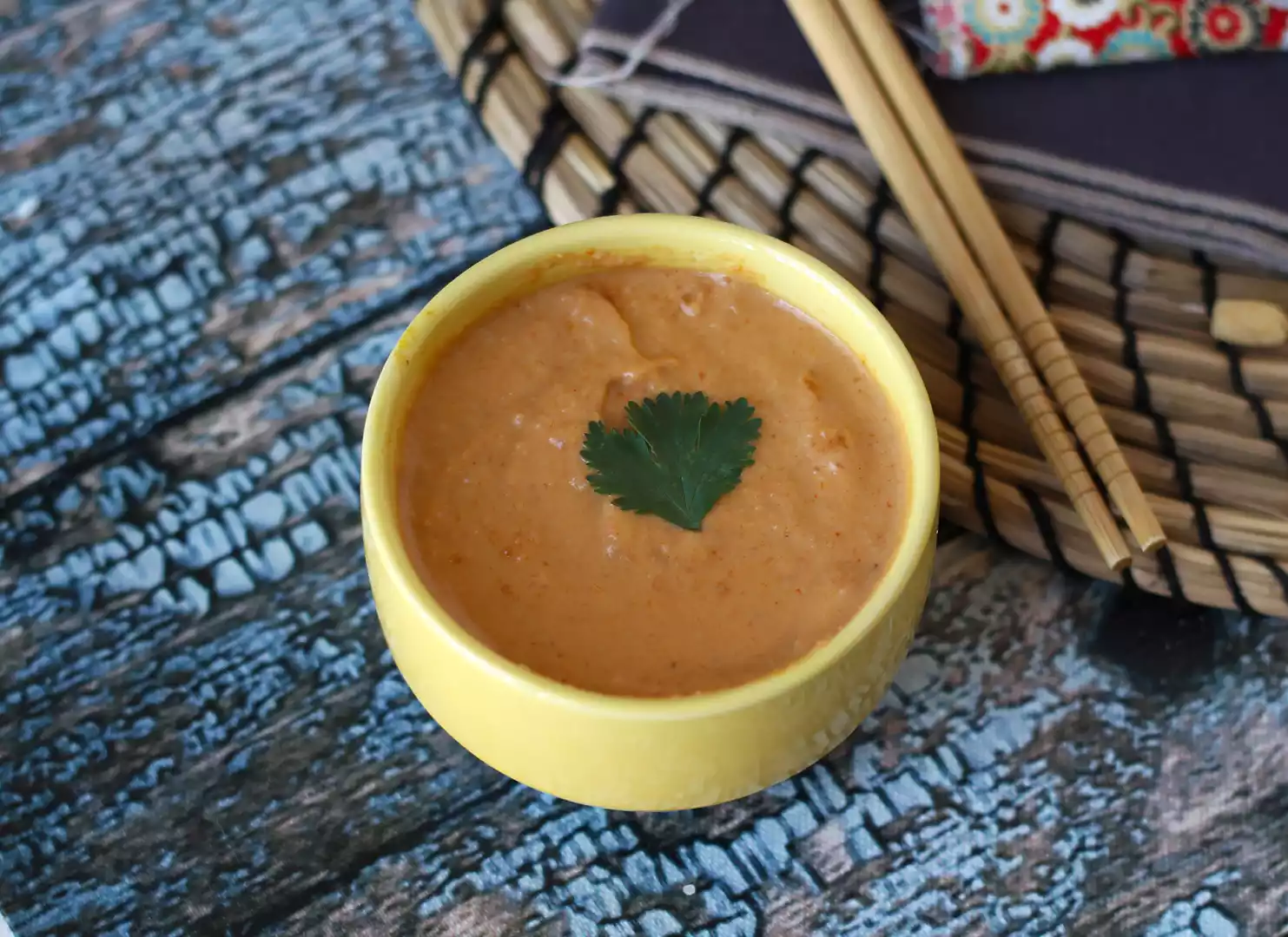 Super uklidňující arašídová omáčka satay