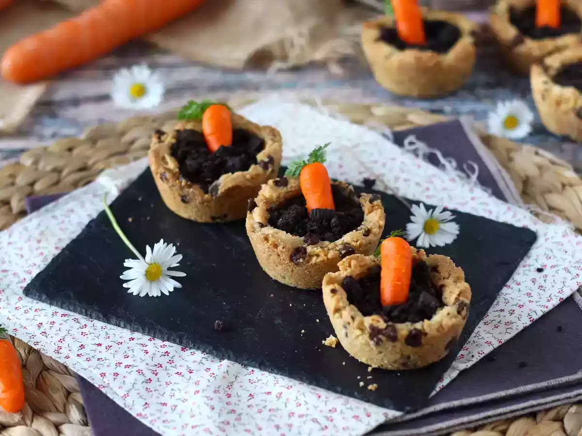 Sušenkové košíčky s čokoládovou ganache ve stylu mrkvového hrnce