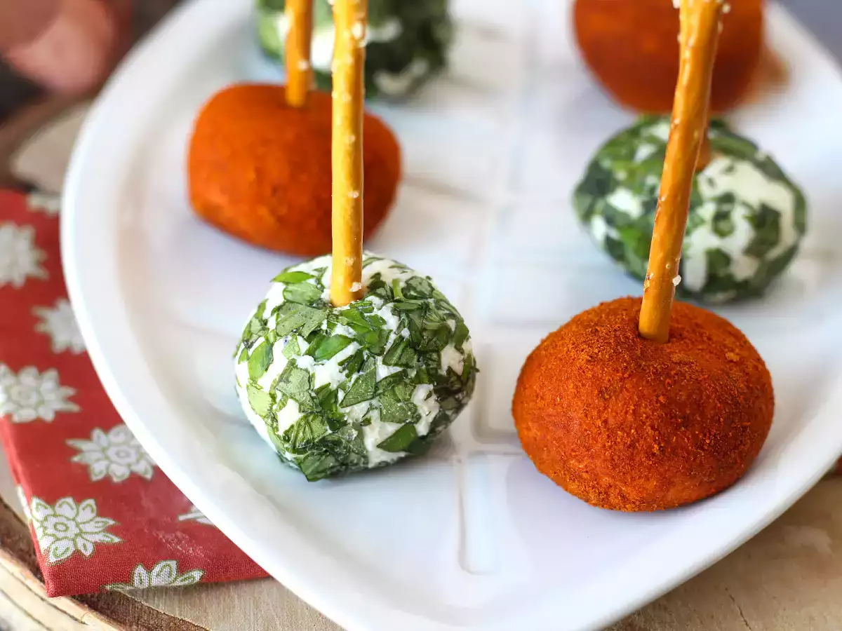 Sýrové kuličky na aperitiv - foto 4