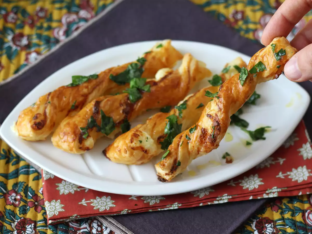 Sýrové listové twisty v horkovzdušné fritéze - foto 3