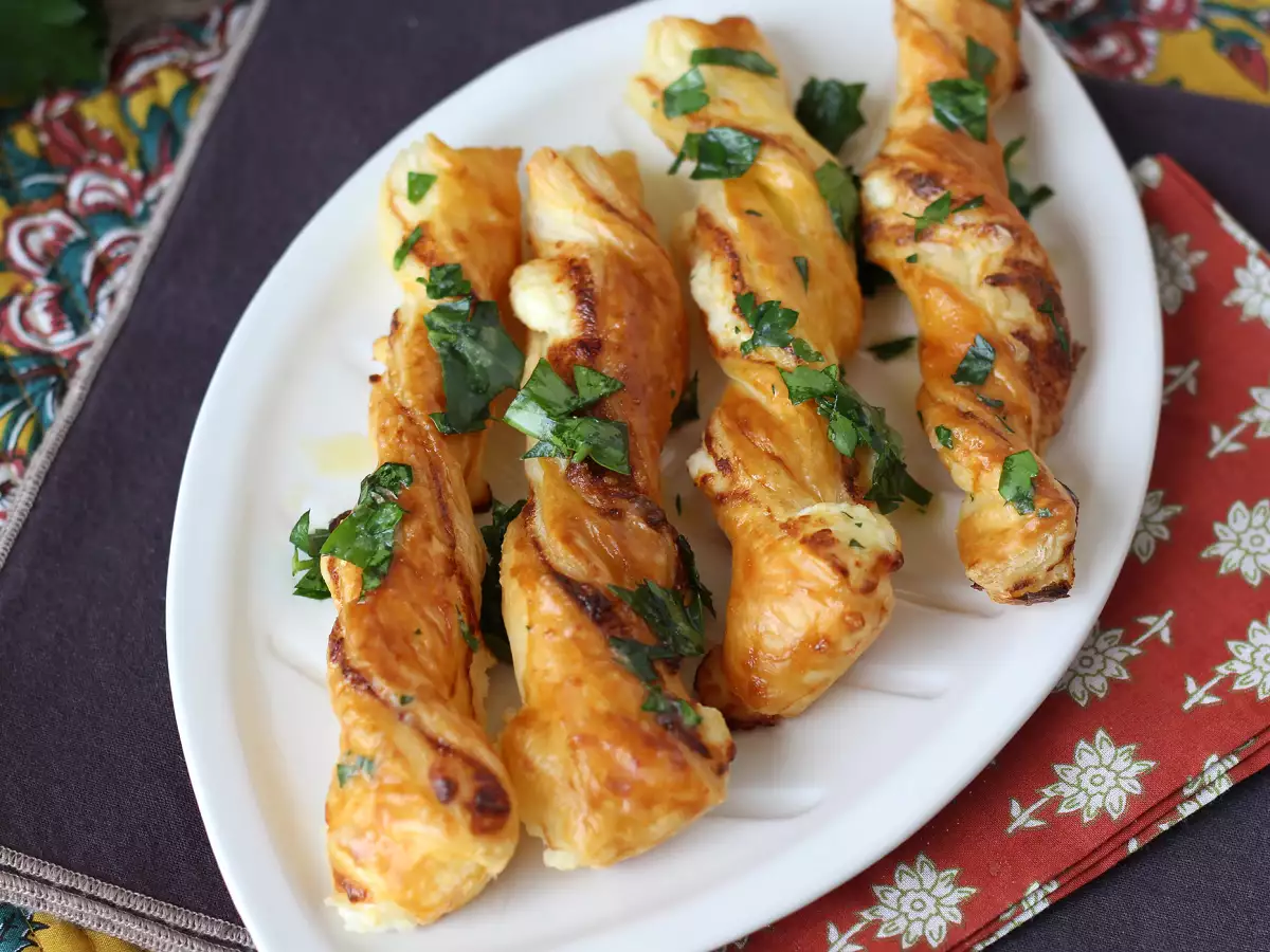 Sýrové listové twisty v horkovzdušné fritéze - foto 6