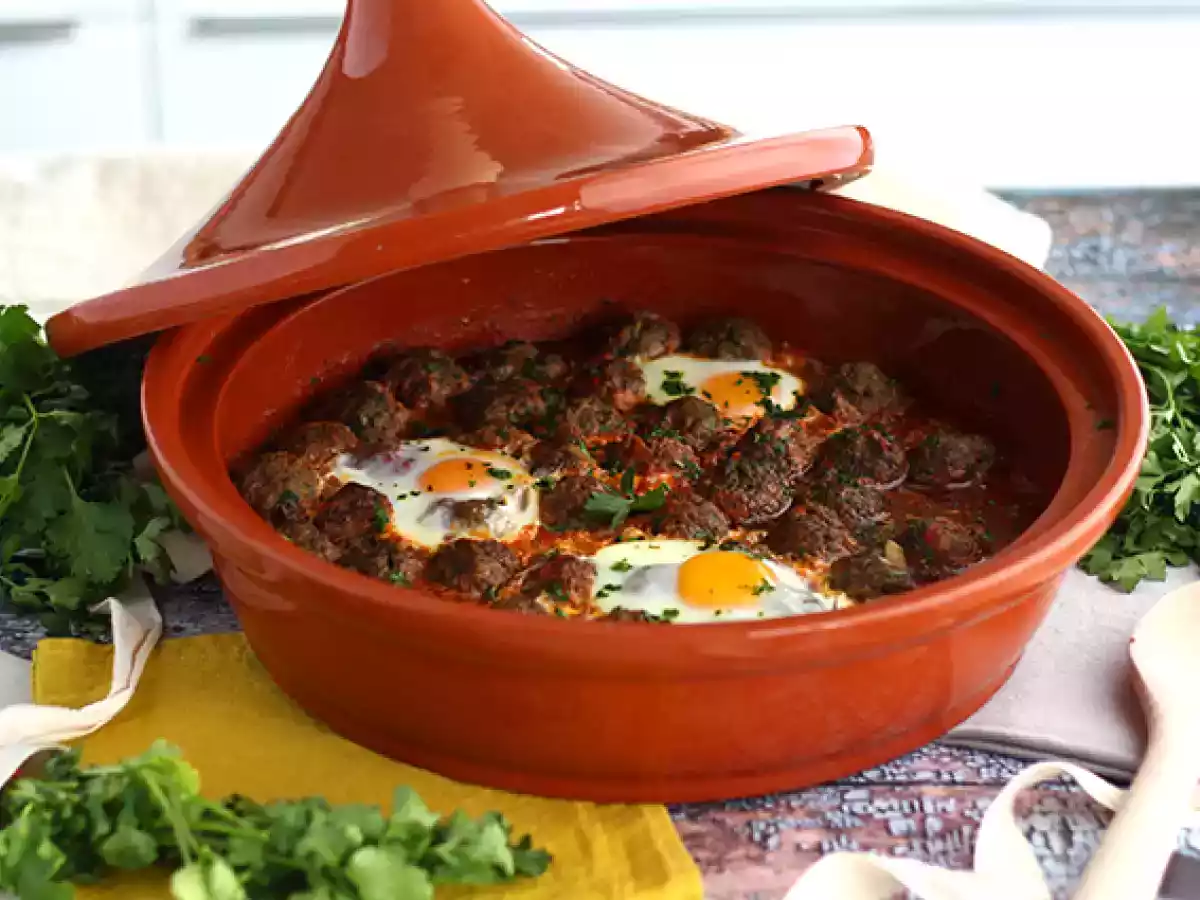 Tajine z kefty (mleté masové kuličky s kořením a bylinkami) - foto 2