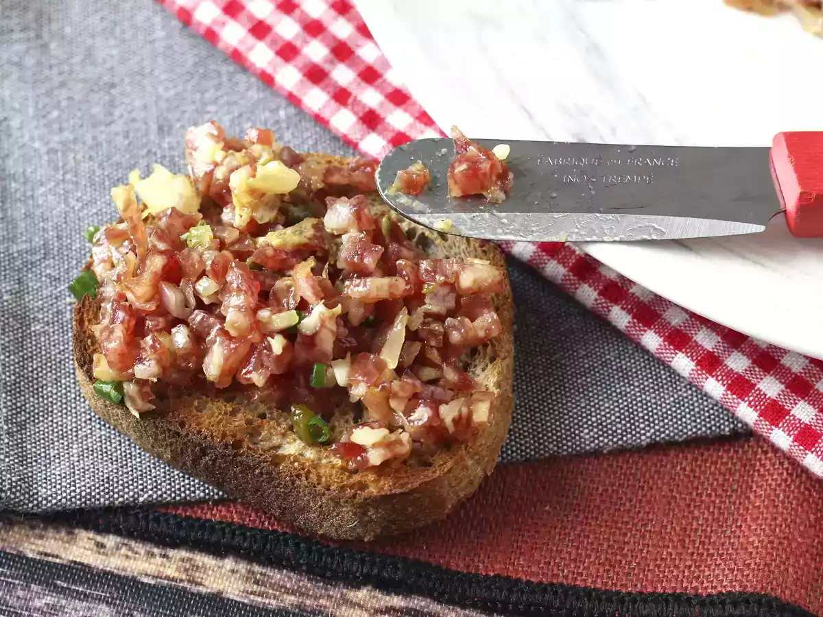 Tartar de fuet: expresní verze klasického tatarského bifteku - foto 4