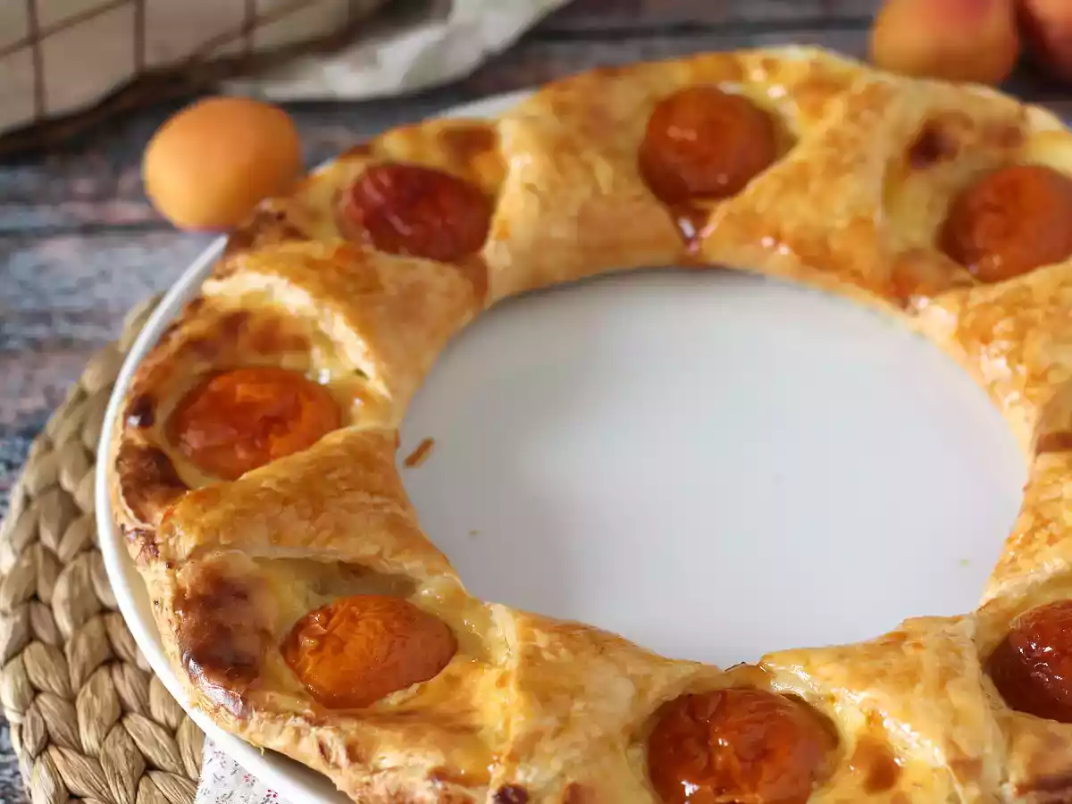 Tarte oranaise - Listové těsto, pudink a meruňky - foto 2