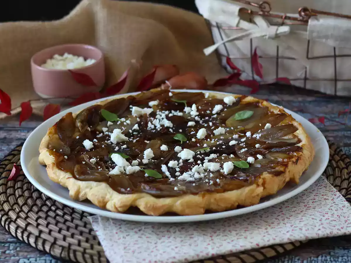 Tarte tatin se šalotkou a fetou, neodolatelná slaná verze! - foto 6