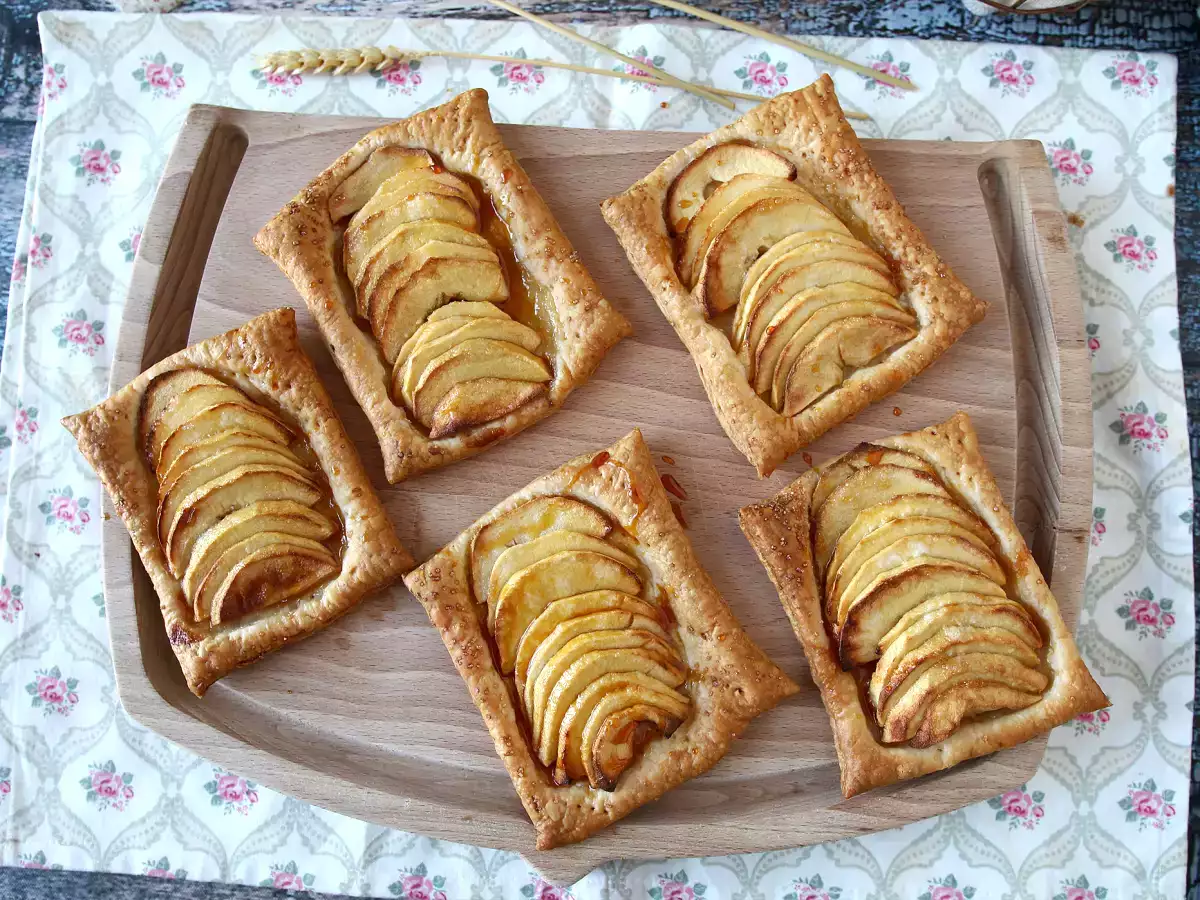 Tenké jablečné koláče - foto 6